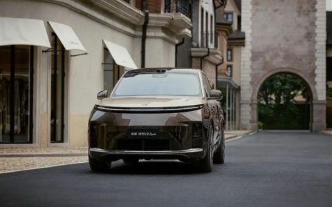 为何车身5.25米不继续加大 用上双拼色车身？理想汽车详解L9 Livis设计