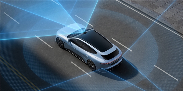 22.99万起 阿维塔06T开售：入门就是零百3.74秒双电机后驱