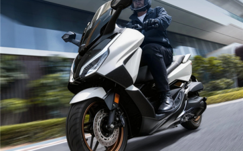 40880元起标配eSP+单缸水冷发动 新款本田佛沙350摩托发售