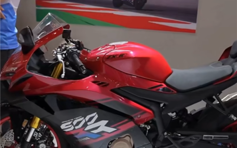 首日订单破2千万美元！张雪机车首次亮相广交会：老外追着下单数千台