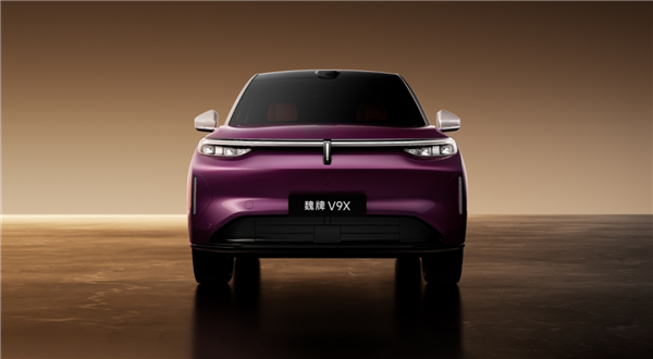 30万级对标百万级豪车！魏牌V9X全球首发：800V+四挡混动 双四秒级加速