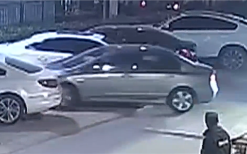 小区内驾车剐蹭后离开算不算肇事逃逸 法院给说法