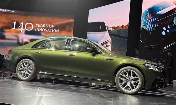 王者归来！新款奔驰S级国内首发亮相：超50%部件改款焕新