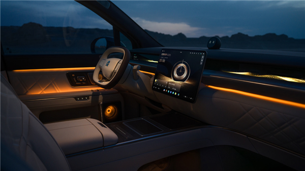 42万元的蔚来ES9发布 友商高管们今夜还睡得着吗