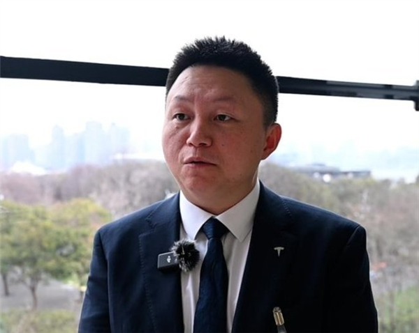 两位特斯拉猛将 跳槽到小米了