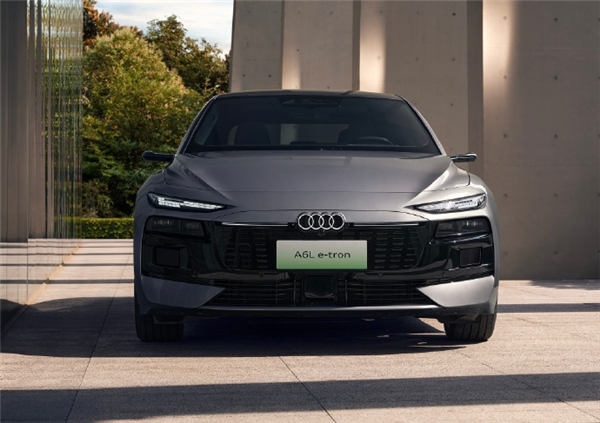 降价10万的奥迪A6L 登味似乎没那么重了