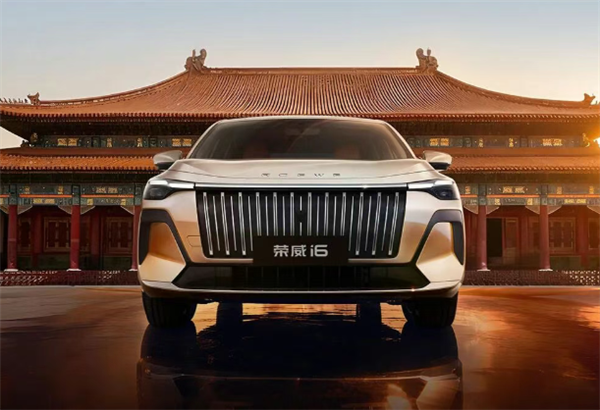 配自研全铝发动机 全新上汽荣威i6上市：仅6.59万起