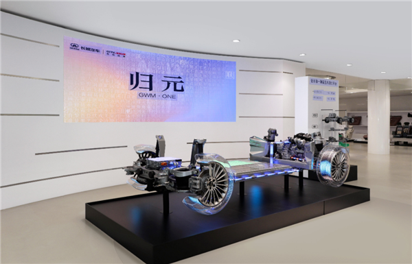 魏建军：专属电车平台是“大忽悠” 友商回去立马向我们学习