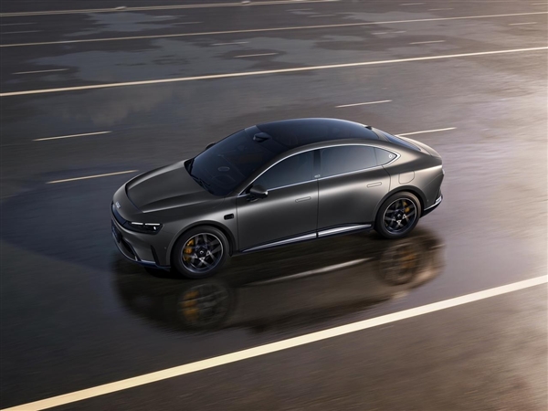 小米SU7的竞品+1！smart精灵6号内饰官图公布：浓郁奔驰味