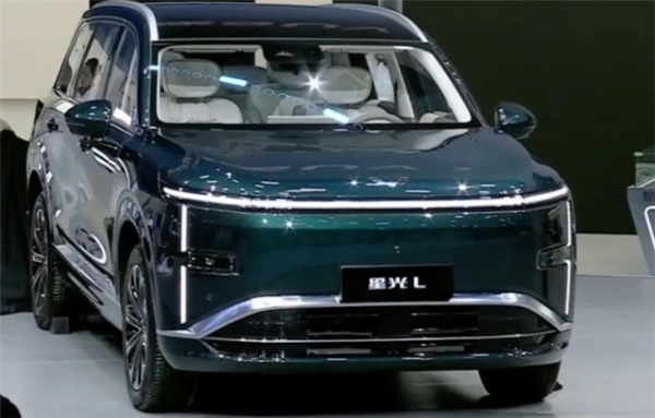 10万级大六座插混SUV！五菱星光L实车亮相：综合续航超1100km