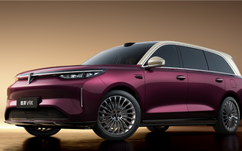 30万级对标百万级豪车！魏牌V9X全球首发：800V+四挡混动 双四秒级加速