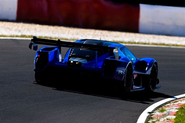 比小米SU7 Ultra原型车还快！纽北赛道最速燃油车诞生