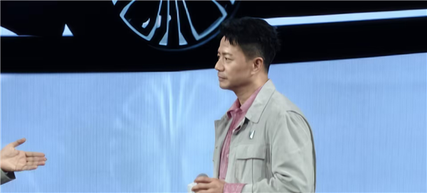 重磅空降！段奕宏出任新阿维塔12明星推荐官：50万内豪华首选