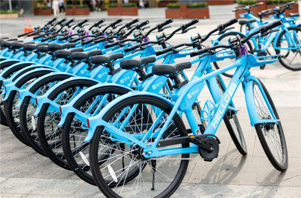 哈啰变速共享单车上线：半小时收费10元遭网友吐槽为共享刺客