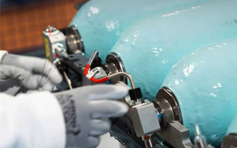 宝马发布氢能扁平化储存系统：新一代X5首搭 续航750km