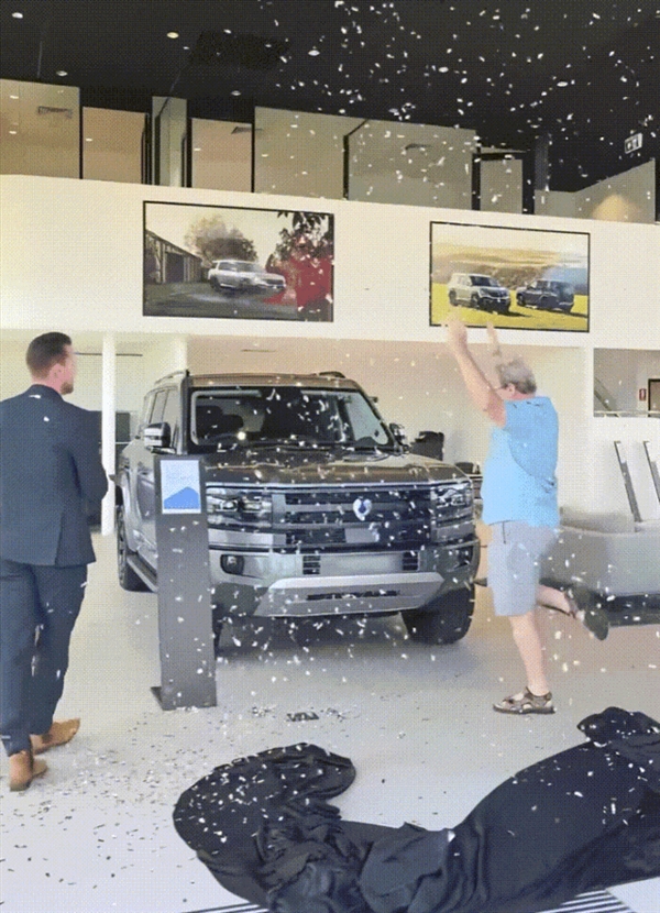 特朗普亲手把中国电车送到了新高度