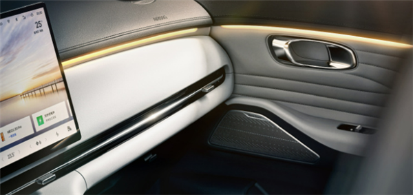 星舰系列首款纯电！吉利银河星舰7 EV正式亮相：最大续航605km