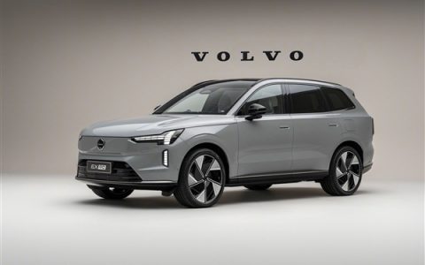 53.99万起 新款沃尔沃EX90预售：升级全铝底盘、800V高压平台