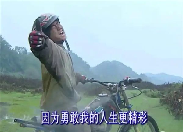 张雪谈为何用自己名字命名摩托车：产品足够优秀其他不重要