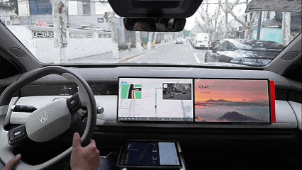 物理AI上车！上汽大众ID. ERA 9X正式上市：将全球首发搭载Momenta R7强化学习世界模型