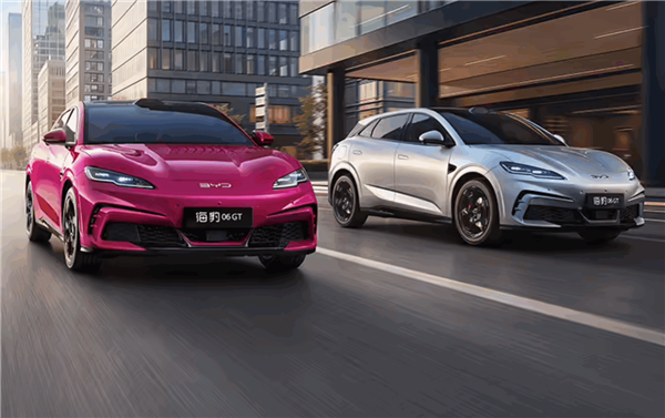 全系标配比亚迪闪充、二代刀片电池！2026款海豹06GT/旅行版上市：11.19万起