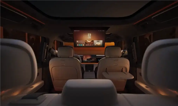 瑞虎X概念车亮相北京车展！奇瑞把旗舰搬上台面 外观设计是一绝