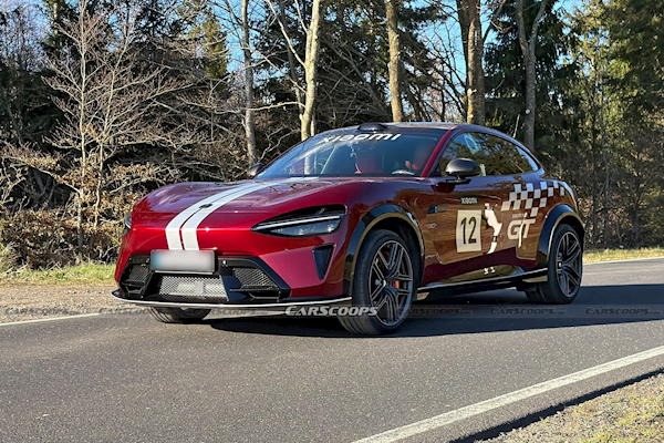 雷军造的千匹马力“怪物”！小米YU7 GT纽北近距离实拍图流出