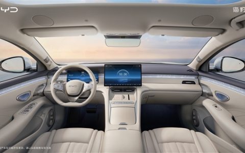 比亚迪海洋网旗舰轿车 海豹08内饰官图发布：审美高级起来了
