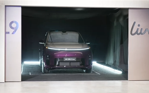 预售55.98万元 全新理想L9 Livis车展首发：李想亲测车门防夹