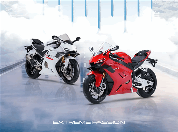 骑张雪摩托救火获张雪赠车奖励!小伙最终选定820RR中配