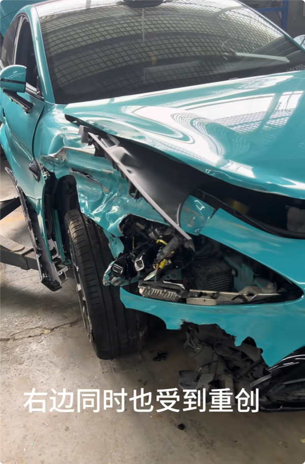 全网第一个跑30万公里的小米SU7撞了 车主安全无恙