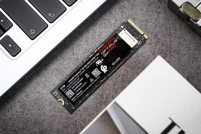 提速专业创作! 闪迪SANDISK Optimus GX PRO 8100 NVMe SSD评测