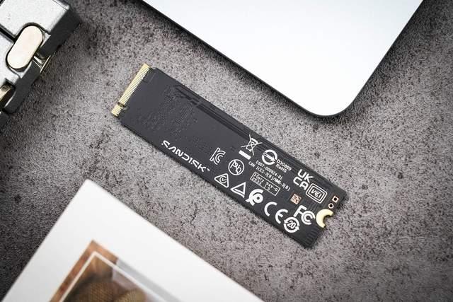 提速专业创作! 闪迪SANDISK Optimus GX PRO 8100 NVMe SSD评测