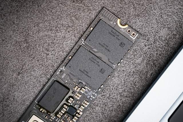 提速专业创作! 闪迪SANDISK Optimus GX PRO 8100 NVMe SSD评测