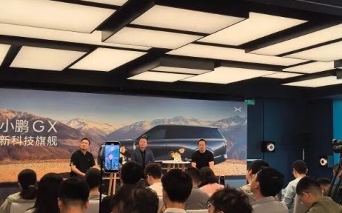 特斯拉FSD杀进中国 小鹏第一个迎战：欢迎高水平对决