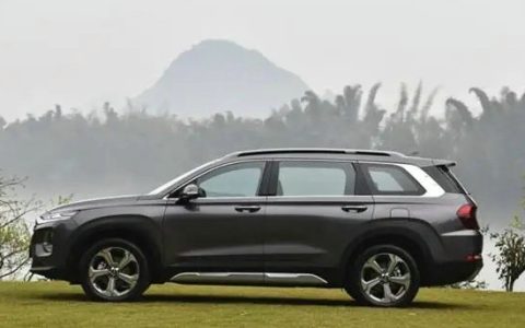 现代新胜达2.7发动机号在哪里