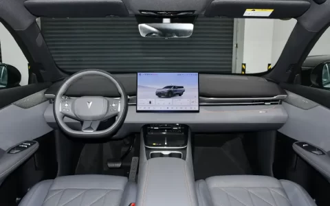 预算 9-12 万闭眼冲纯电 SUV？这三台才是真・家用卷王