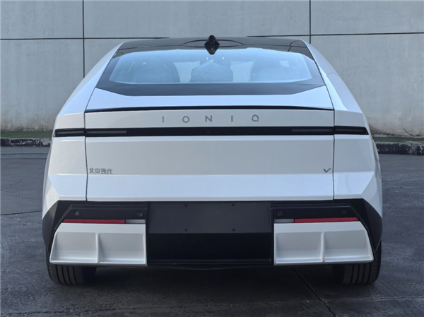 现在的新车 外观真就一个模子了吗