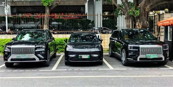 停不进车位这个锅 凭什么让车主背?