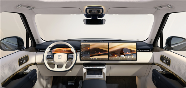 均价53万仍月销破万!极氪9X三季度出海:剑指欧亚高端市场