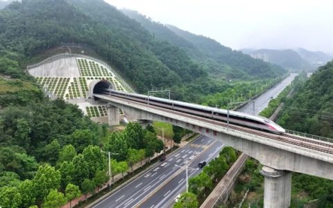 又一时速350高铁开通在即：西安至武汉只要3小时
