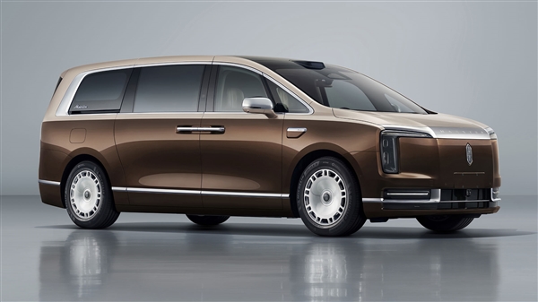 中国豪车天花板！尊界首款MPV V800申报：尺寸国内最大