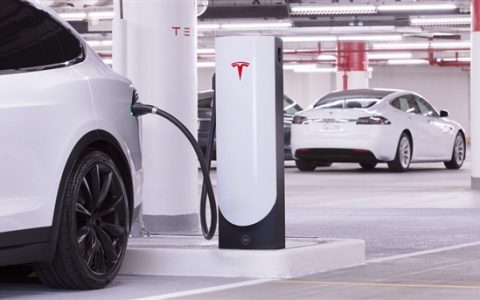 新款车型也中招！特斯拉召回14575辆Model Y：少了个认证标签
