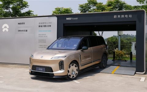 对标98小时纪录！蔚来ES9一万公里极限开跑