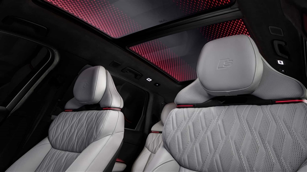 百万级旗舰SUV！全新奥迪Q9内饰首曝：彻底抛弃烤漆工艺