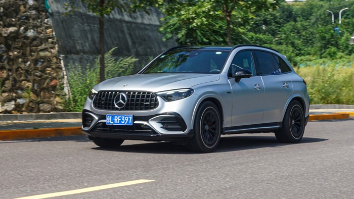 性能与雅致 试驾奔驰 AMG GLC 43 4MATIC