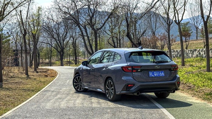 姿态实用我都要  试驾2026款 斯巴鲁WRX Wagon