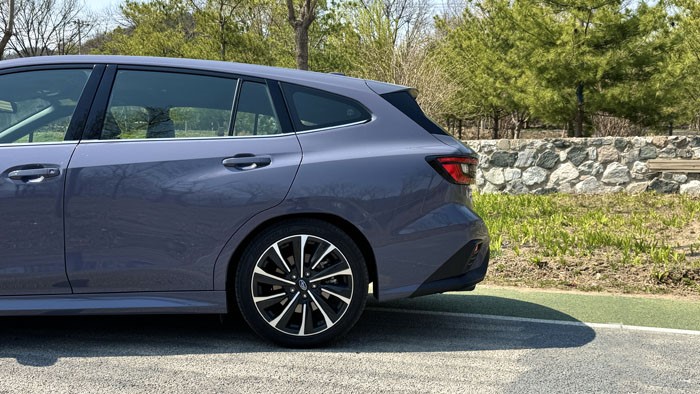 姿态实用我都要  试驾2026款 斯巴鲁WRX Wagon