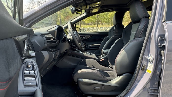 姿态实用我都要  试驾2026款 斯巴鲁WRX Wagon