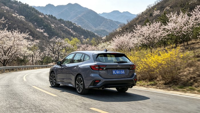 姿态实用我都要  试驾2026款 斯巴鲁WRX Wagon